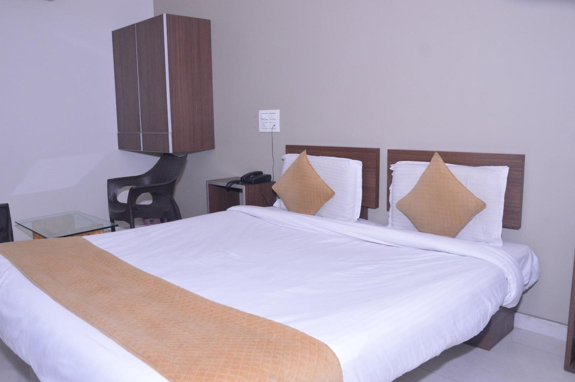Hotel Indrani Chittorgarh Eksteriør billede